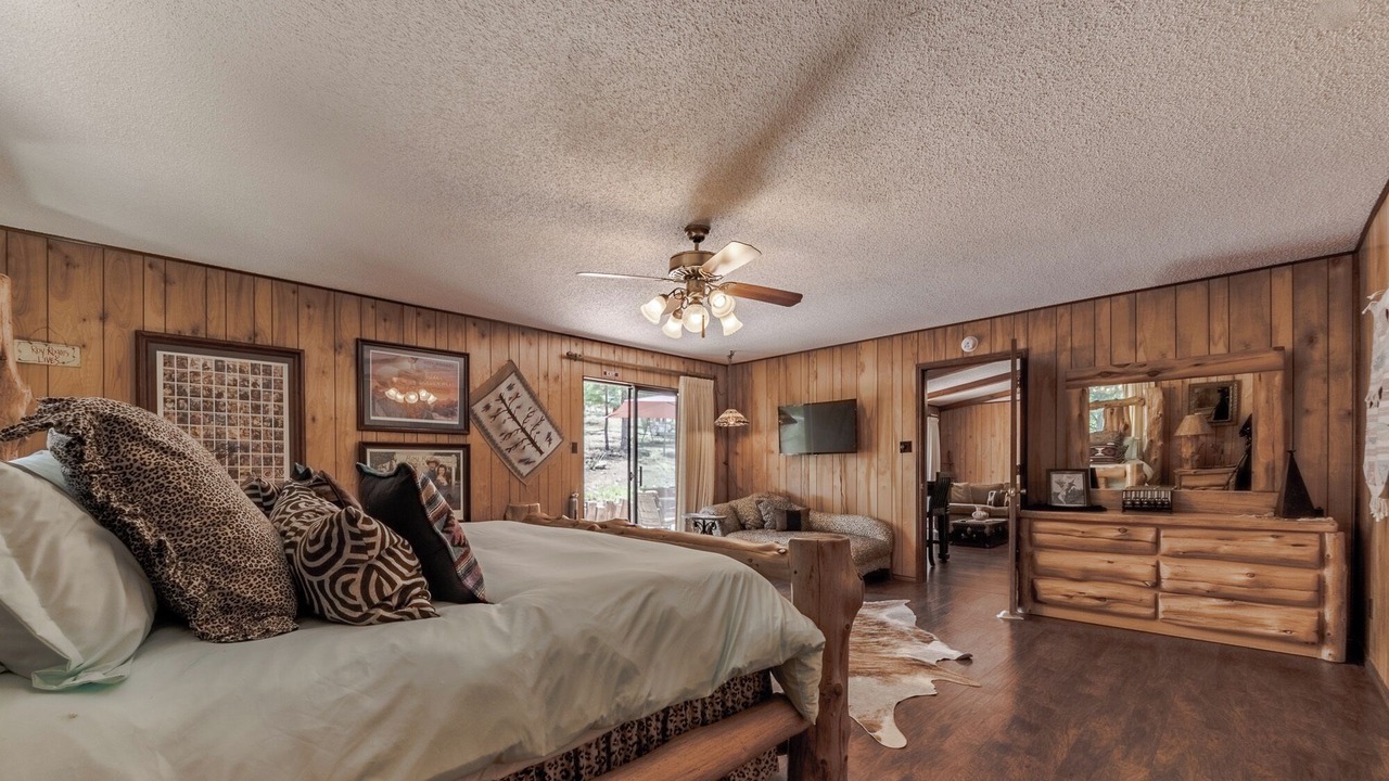 Photo of Bedroom in Ruidoso