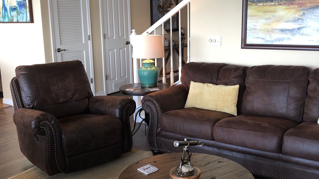 Photo of Livingroom in Hollister