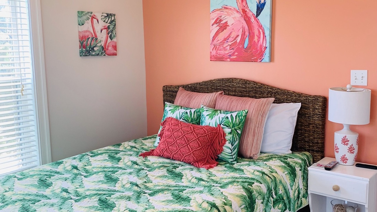 Photo of Bedroom in Waves