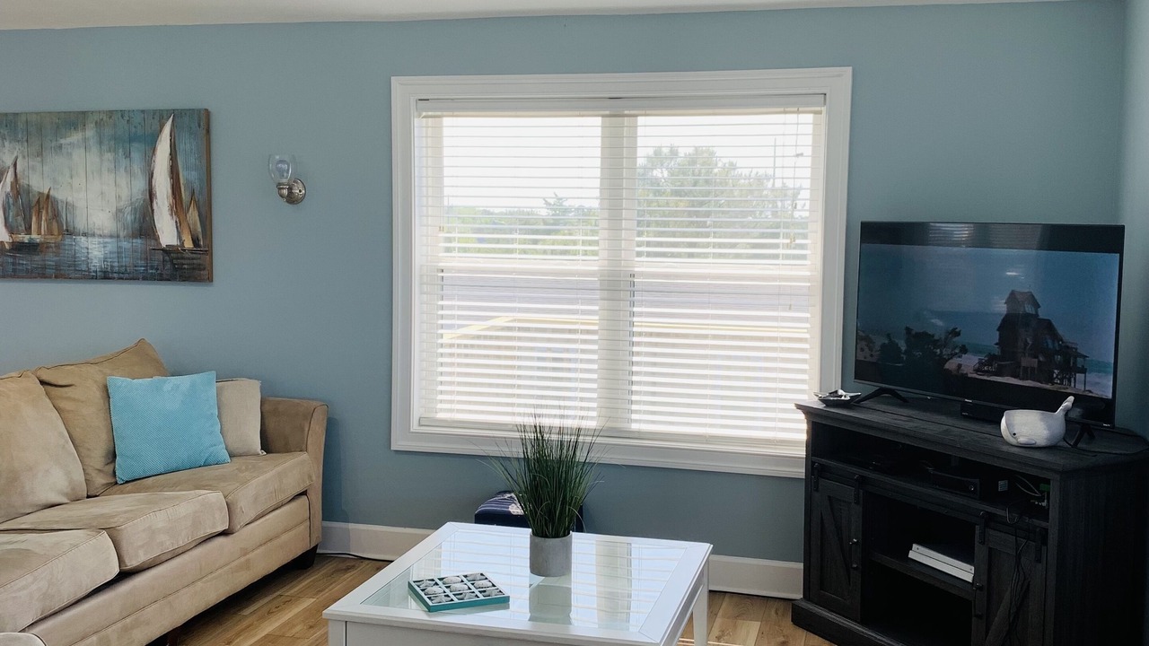 Photo of Livingroom in Waves
