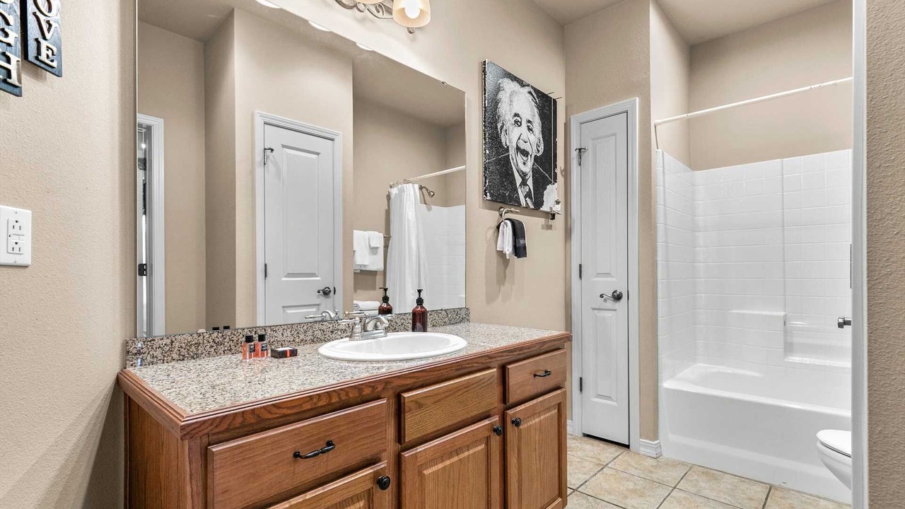 Photo of Bathroom in Hollister