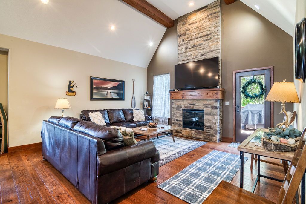 Photo of Bedroom in Hollister