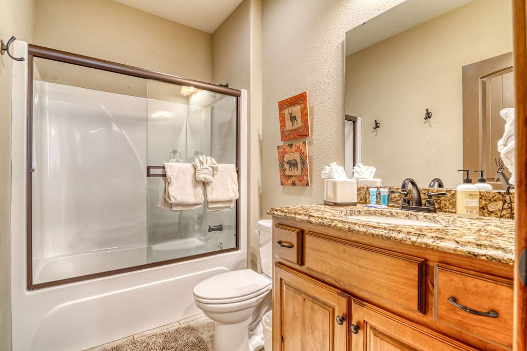 Photo of Bathroom in Hollister