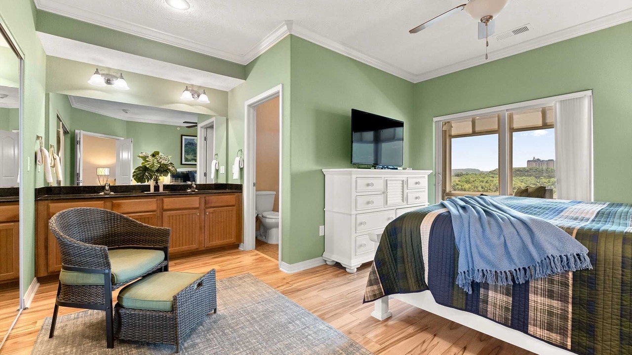 Photo of Bedroom in Table Rock