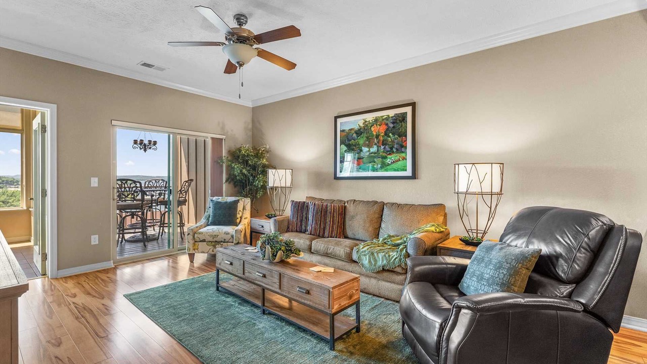 Photo of Livingroom in Table Rock