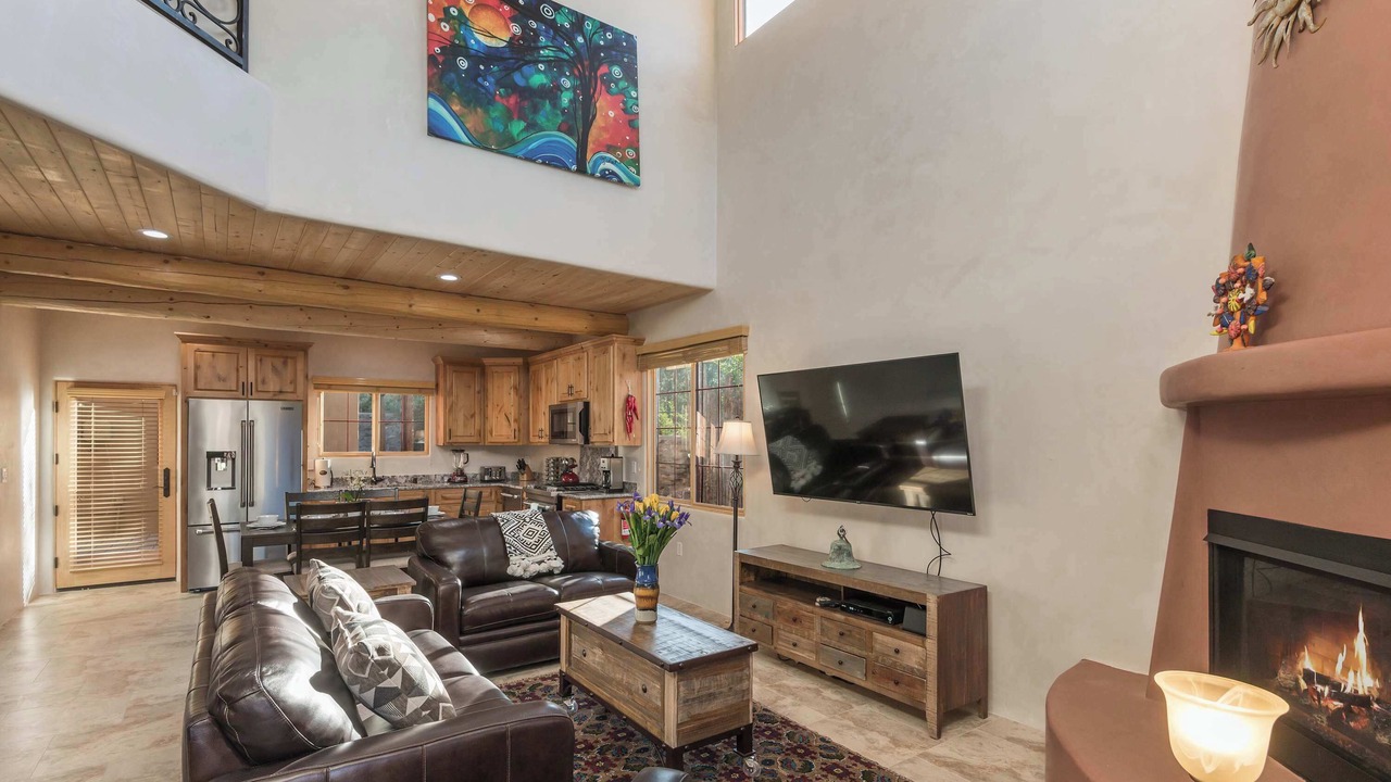 Photo of Livingroom in Northeast Santa Fe