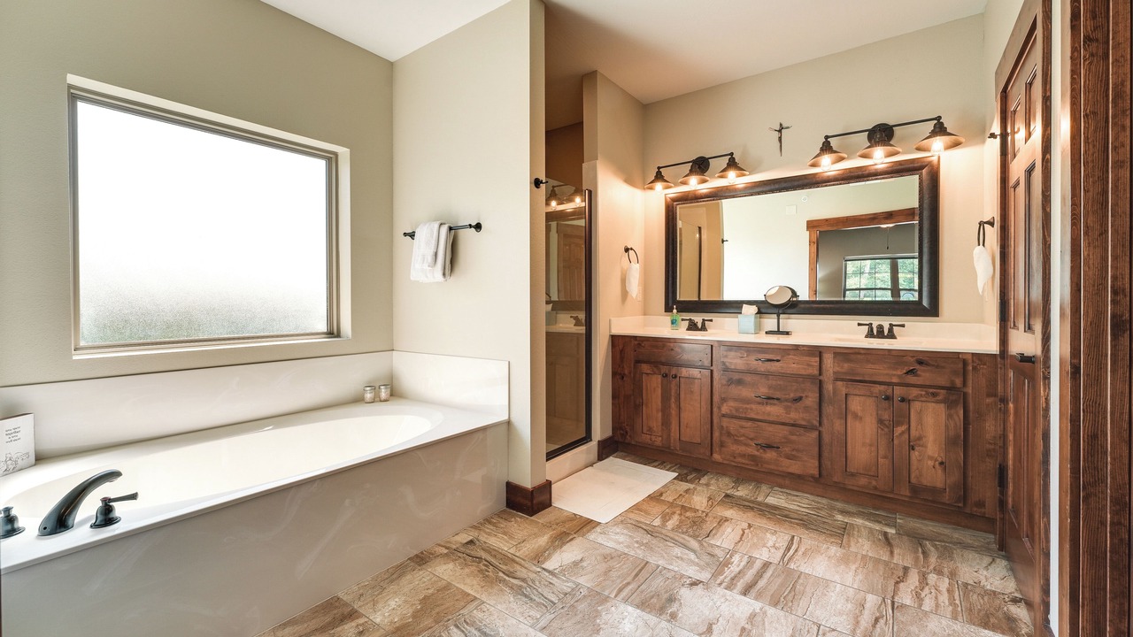 Photo of Bathroom in Lampe