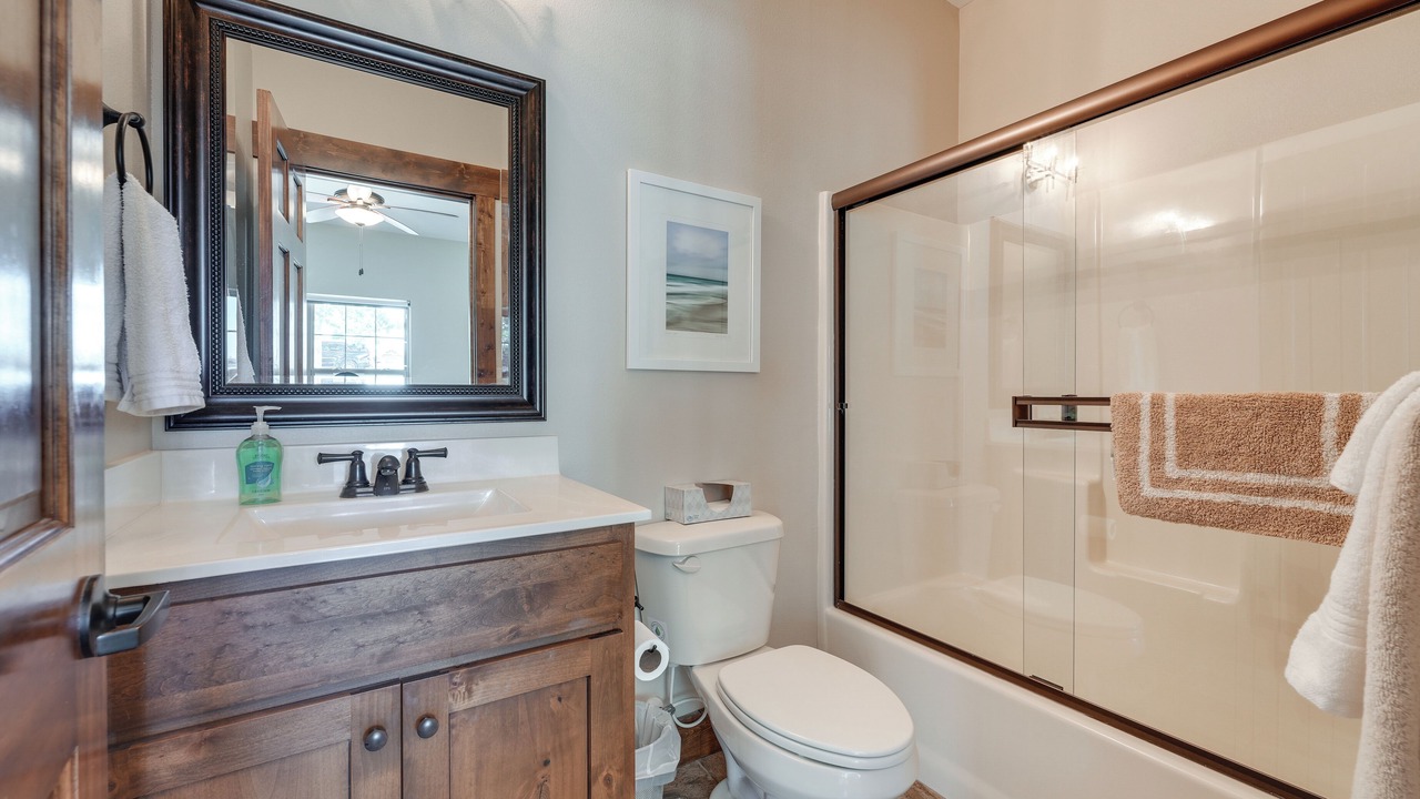 Photo of Bathroom in Lampe