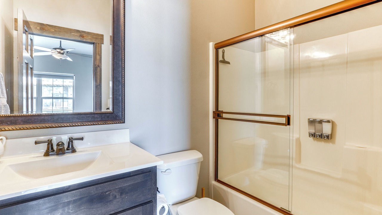 Photo of Bathroom in Lampe
