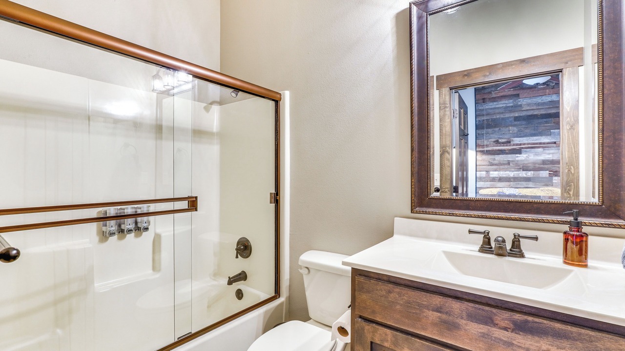 Photo of Bathroom in Lampe