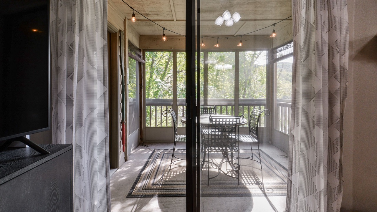 Photo of Bedroom in Table Rock