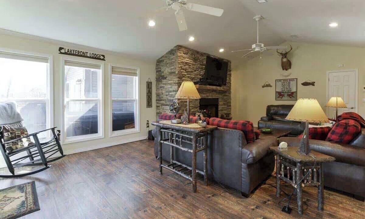 Photo of Livingroom in Ridgedale