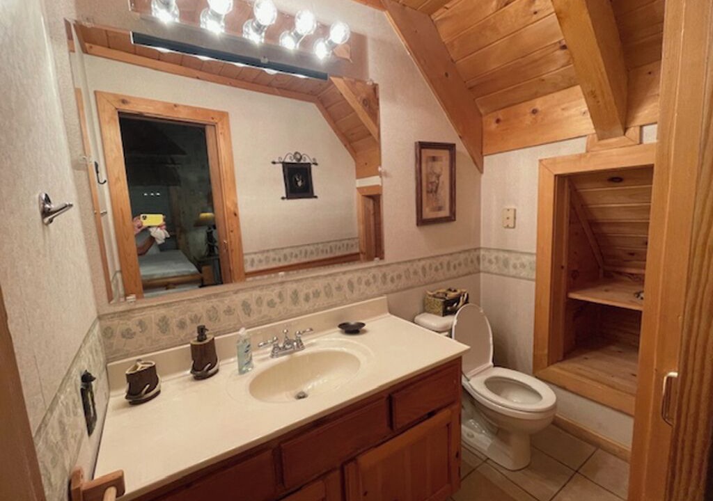 Photo of Bathroom in Sevierville