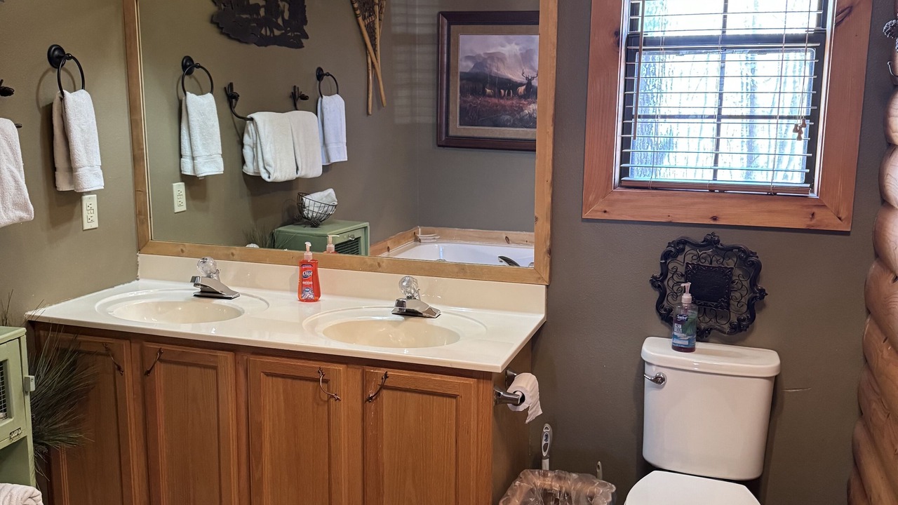 Photo of Bathroom in Notch Estates