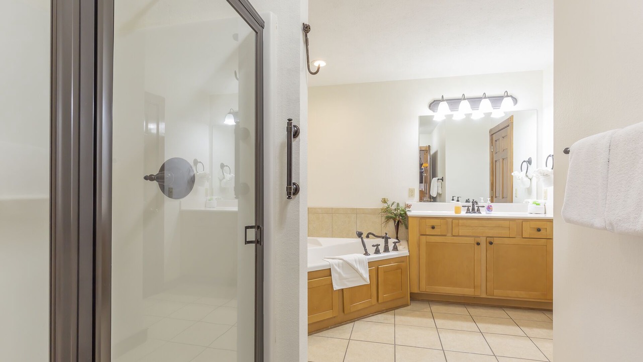 Photo of Bathroom in Reeds Spring