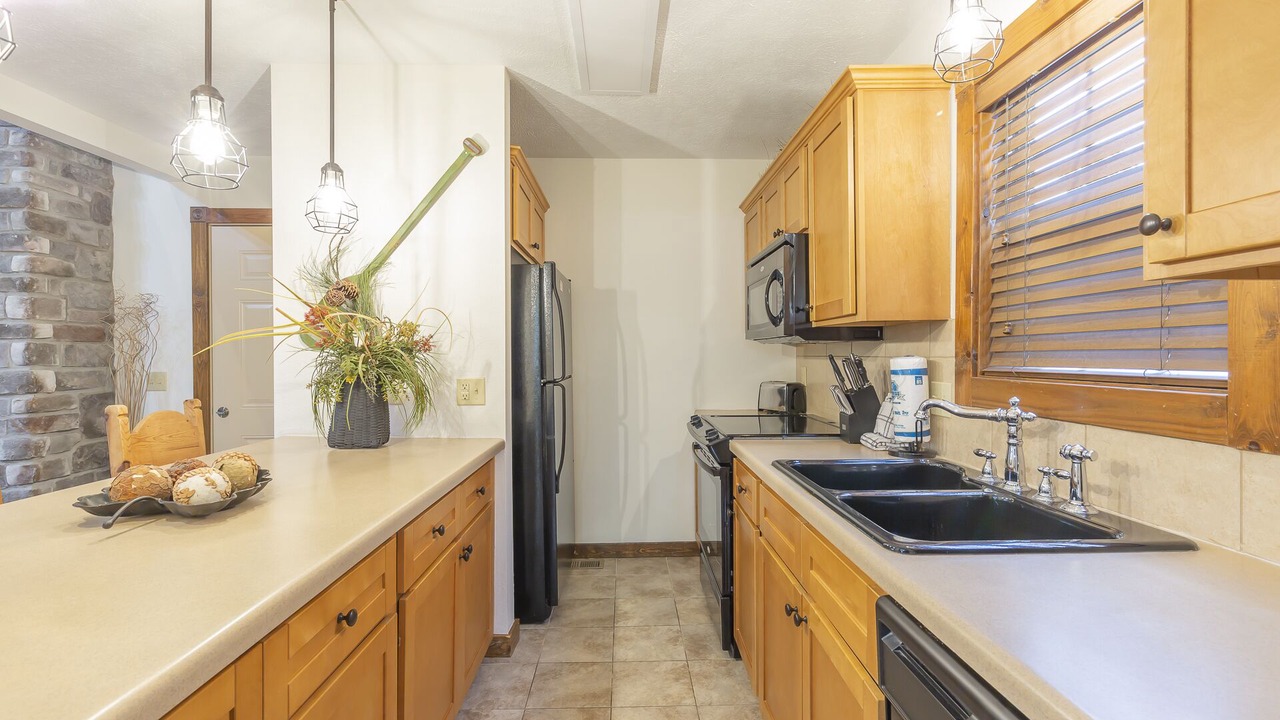 Photo of Kitchen in Reeds Spring