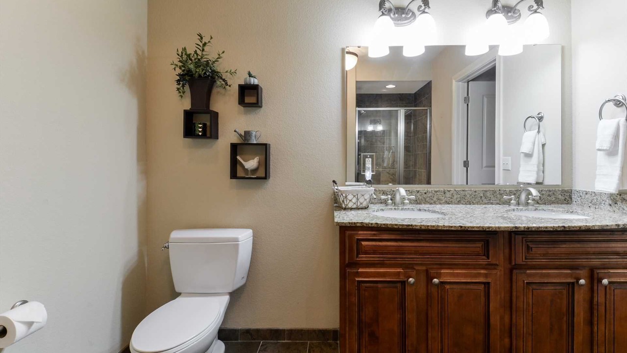 Photo of Bathroom in Branson