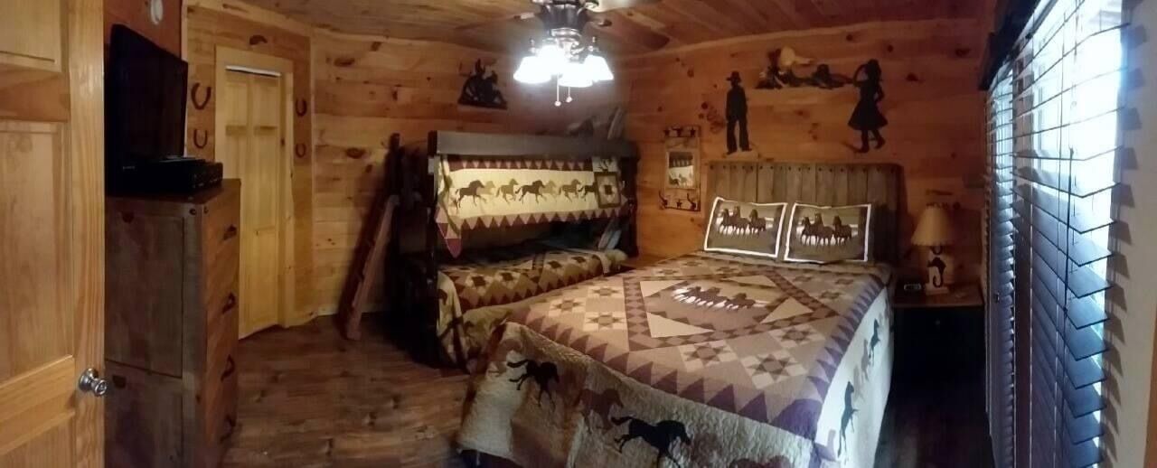 Photo of Others in Branson Cedars