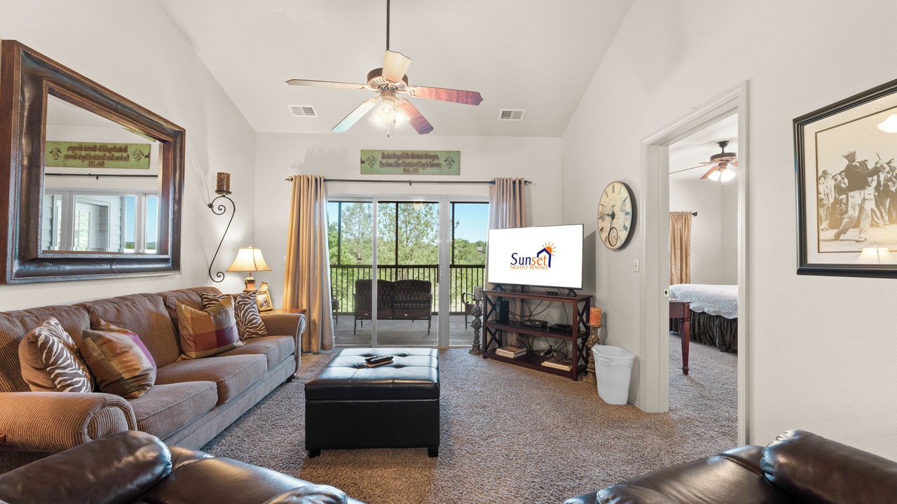 Photo of Livingroom in Branson West