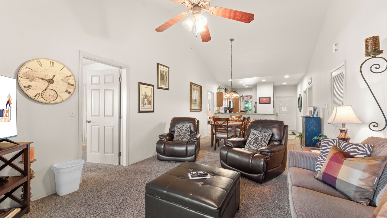 Photo of Livingroom in Branson West