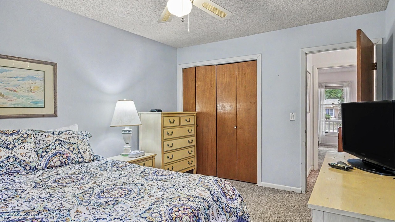 Photo of Bedroom in Hot Springs Village