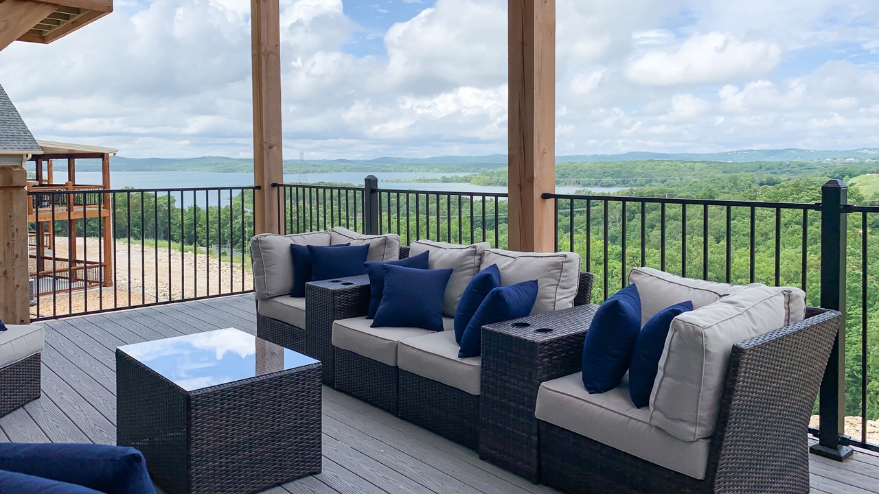 Photo of Patio Balcony in Table Rock