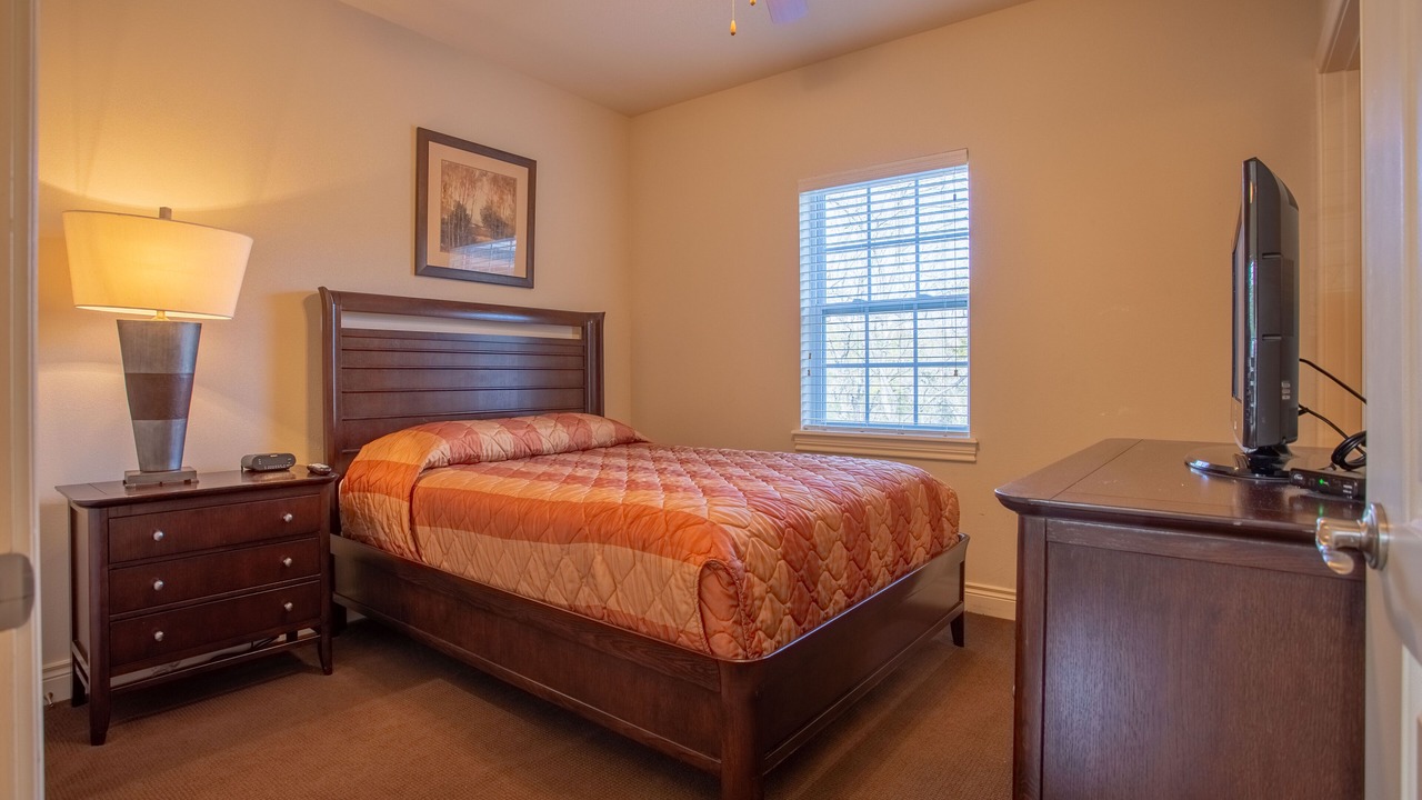 Photo of Bedroom in Branson