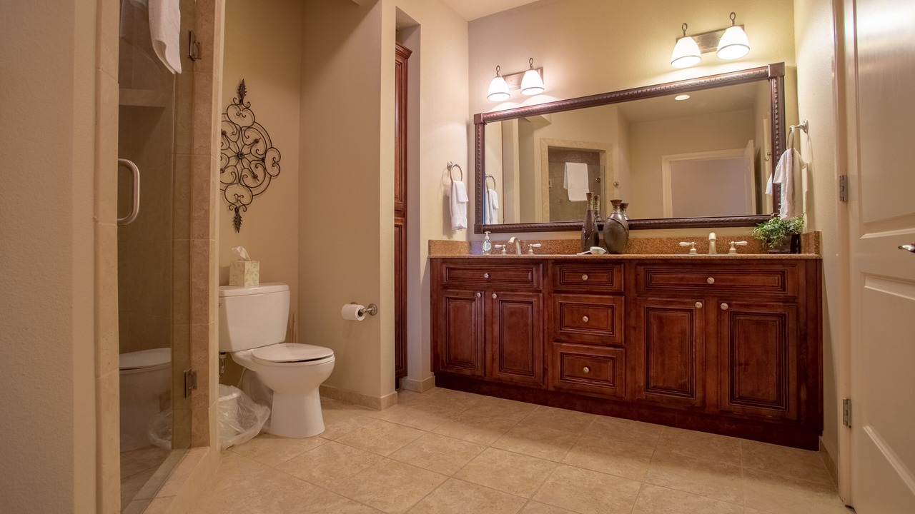 Photo of Bathroom in Branson
