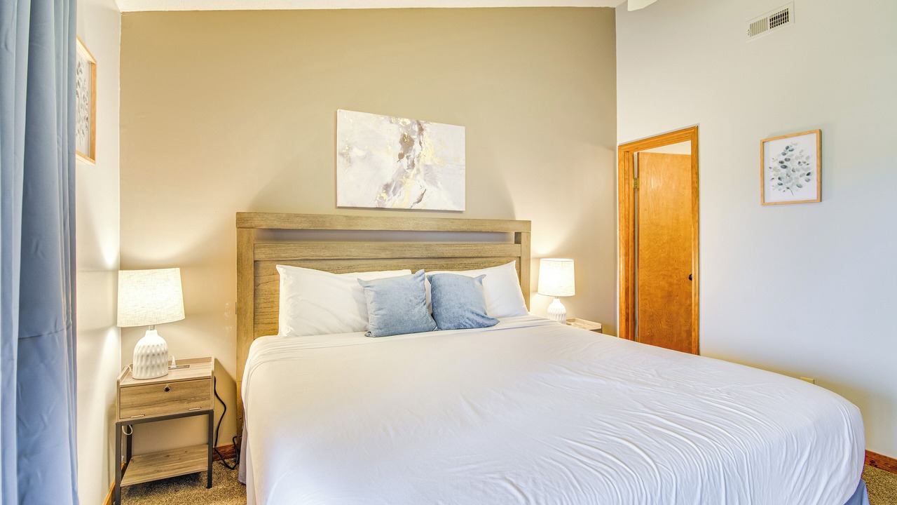 Photo of Bedroom in Notch Estates