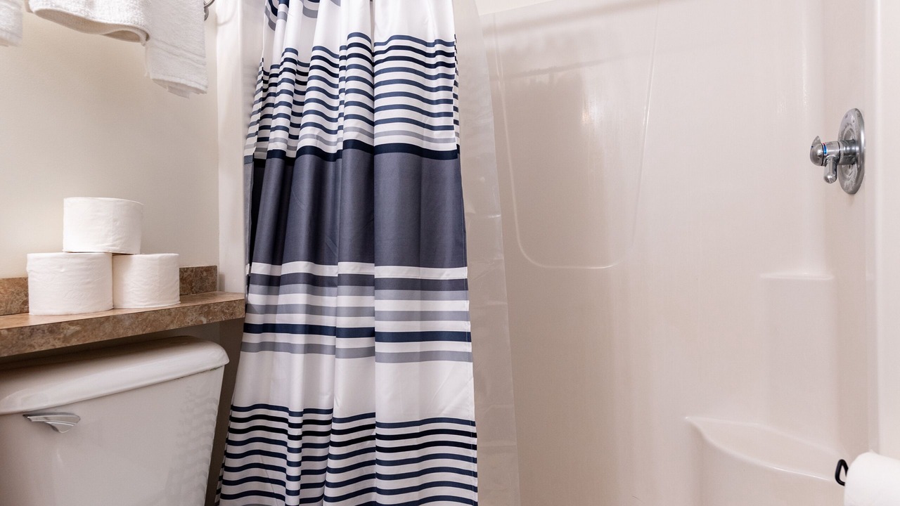 Photo of Bathroom in Cherokee Triangle