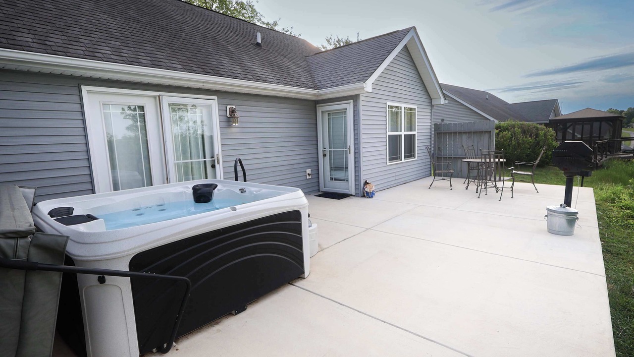 Photo of Patio Balcony in Taylorsville