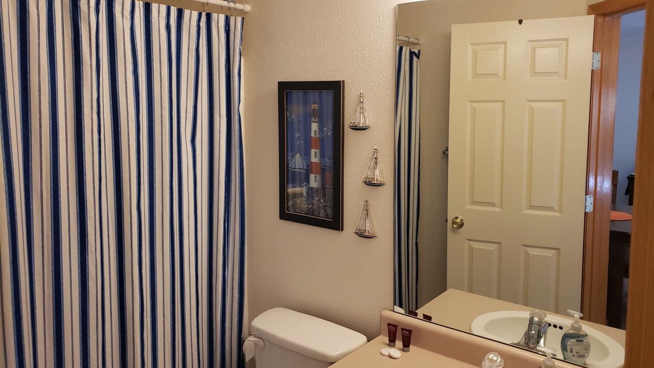 Photo of Bathroom in Hollister