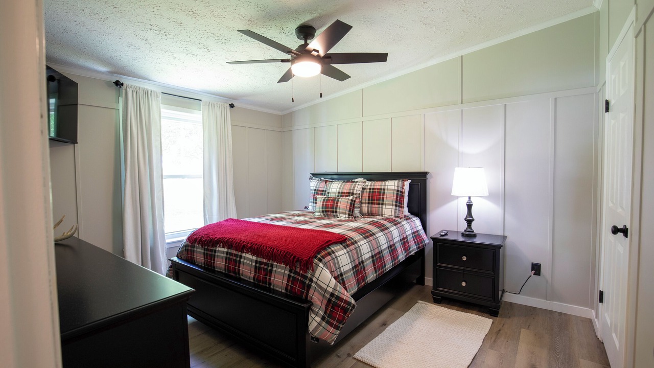 Photo of Bedroom in Murphysboro