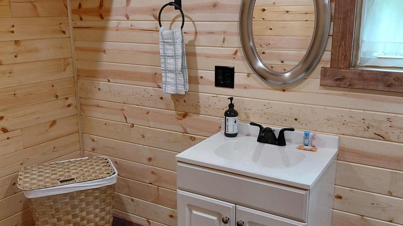 Photo of Bathroom in Lutts
