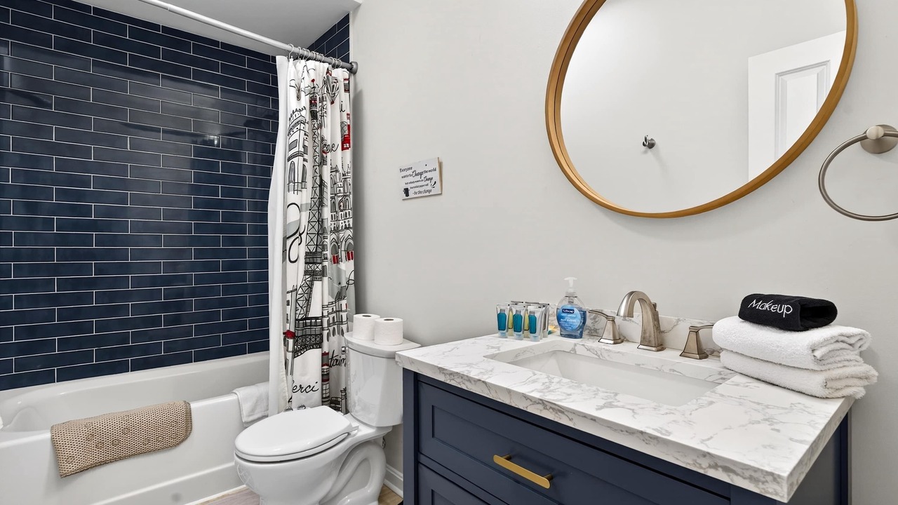 Photo of Bathroom in Shelby Park