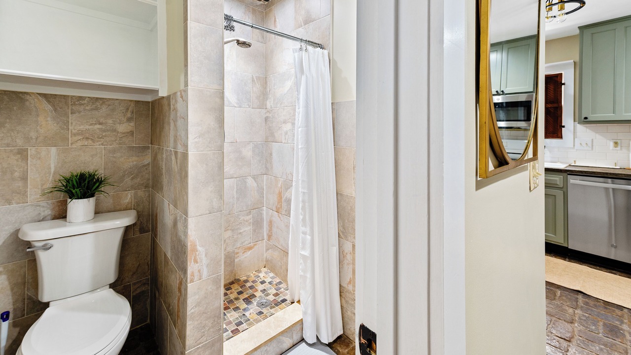 Photo of Bathroom in Bardstown