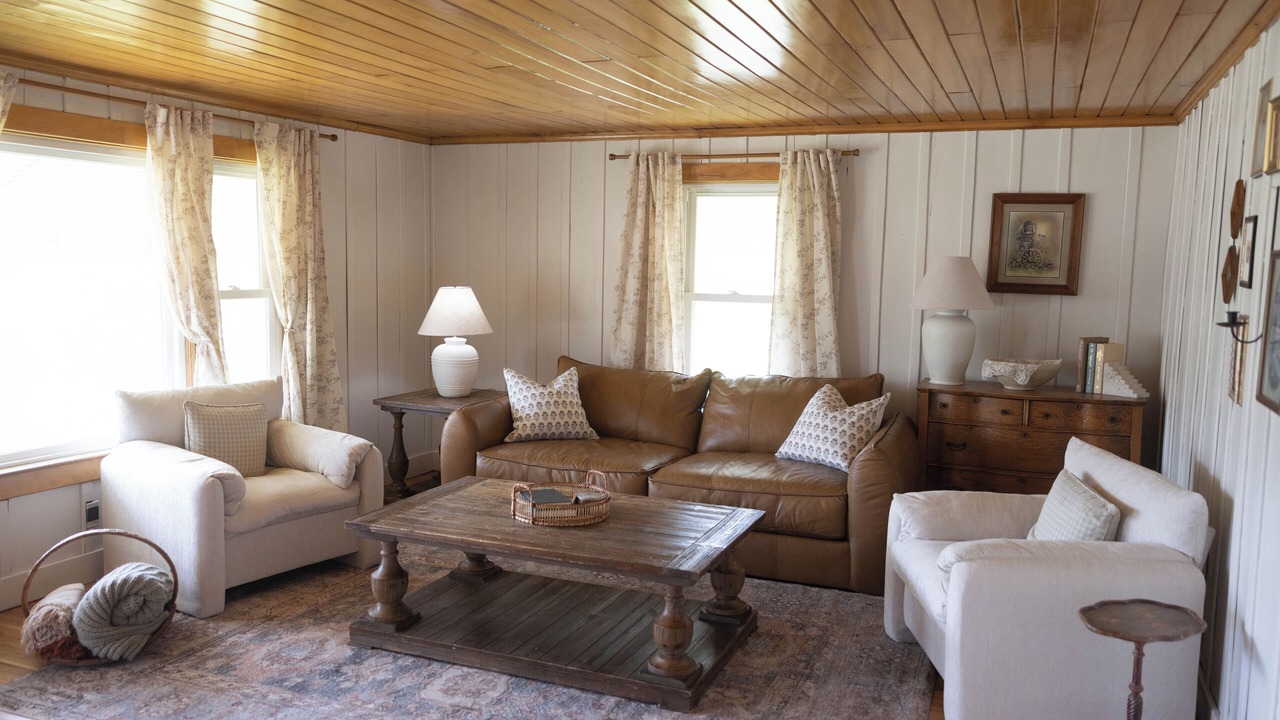 Photo of Livingroom in Jeffersonville