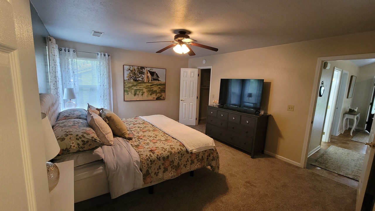 Photo of Bedroom in Heber Springs