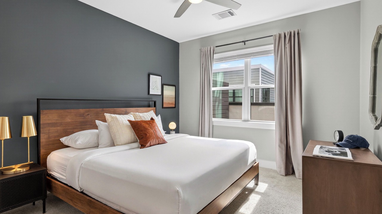 Photo of Bedroom in Midtown