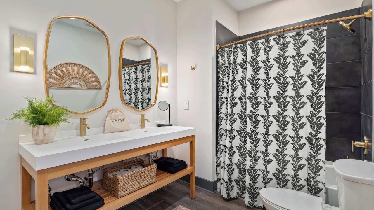 Photo of Bathroom in Rolling Mill Hill