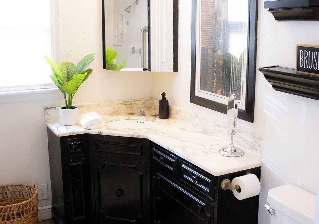 Photo of Bathroom in Pampa