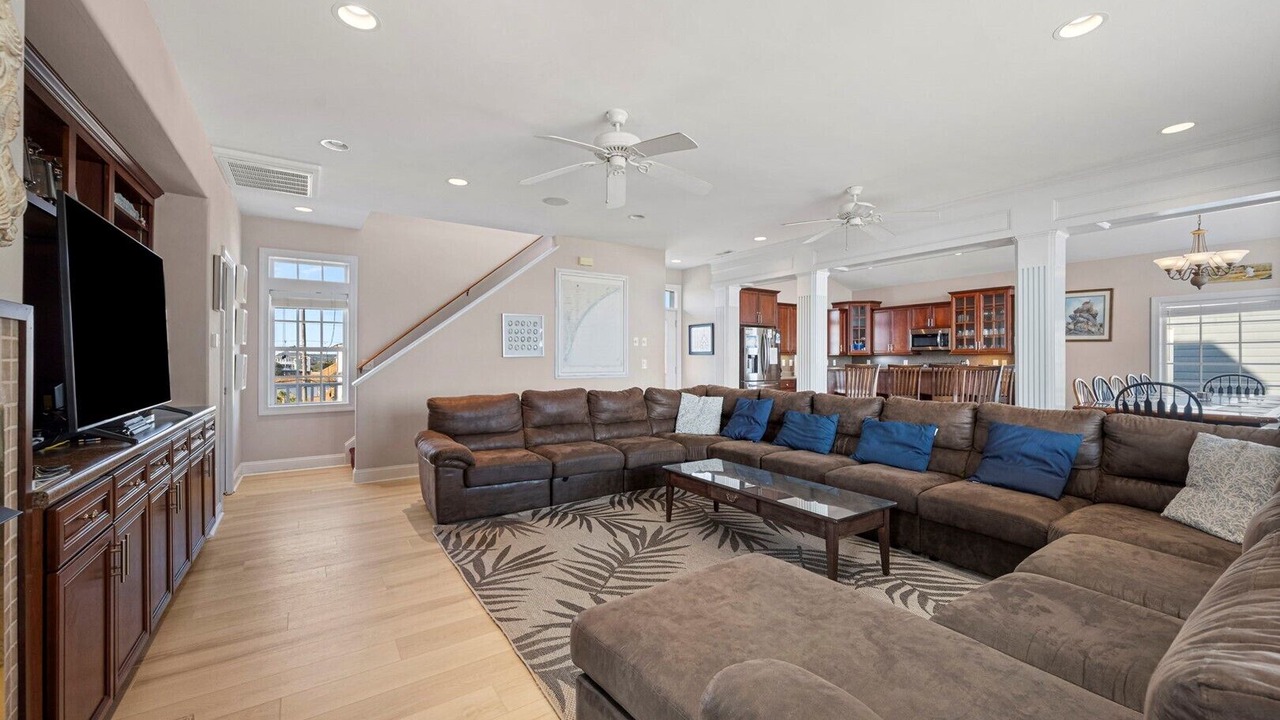 Photo of Livingroom in North Topsail Beach