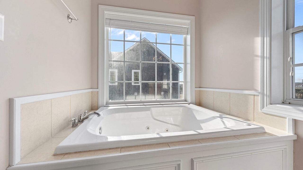 Photo of Bedroom in North Topsail Beach