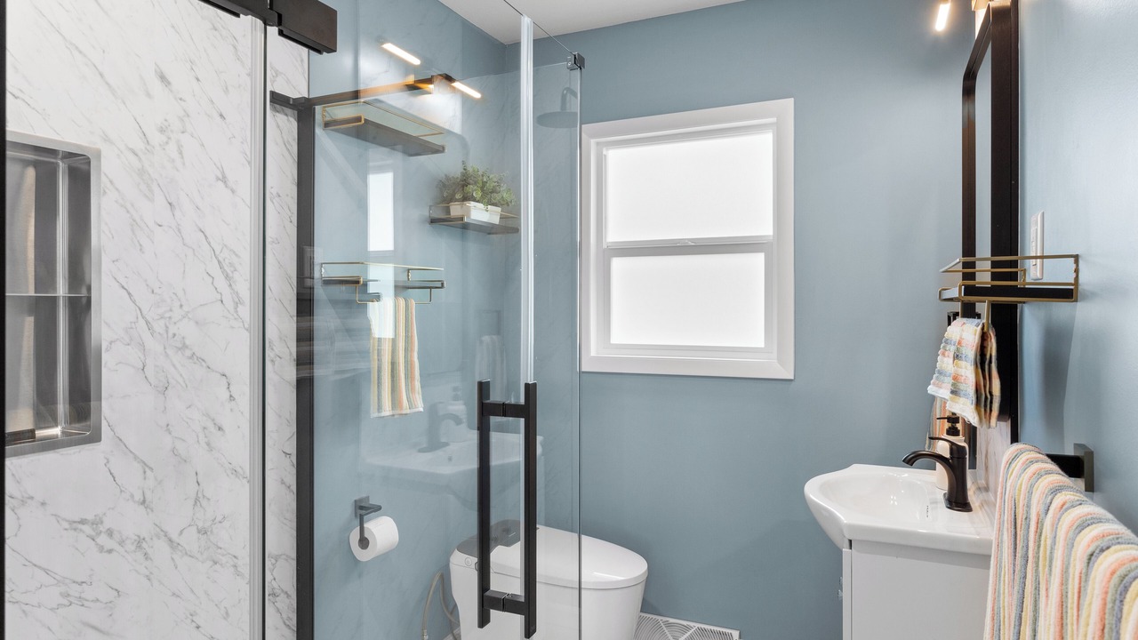 Photo of Bathroom in Sunset Hills
