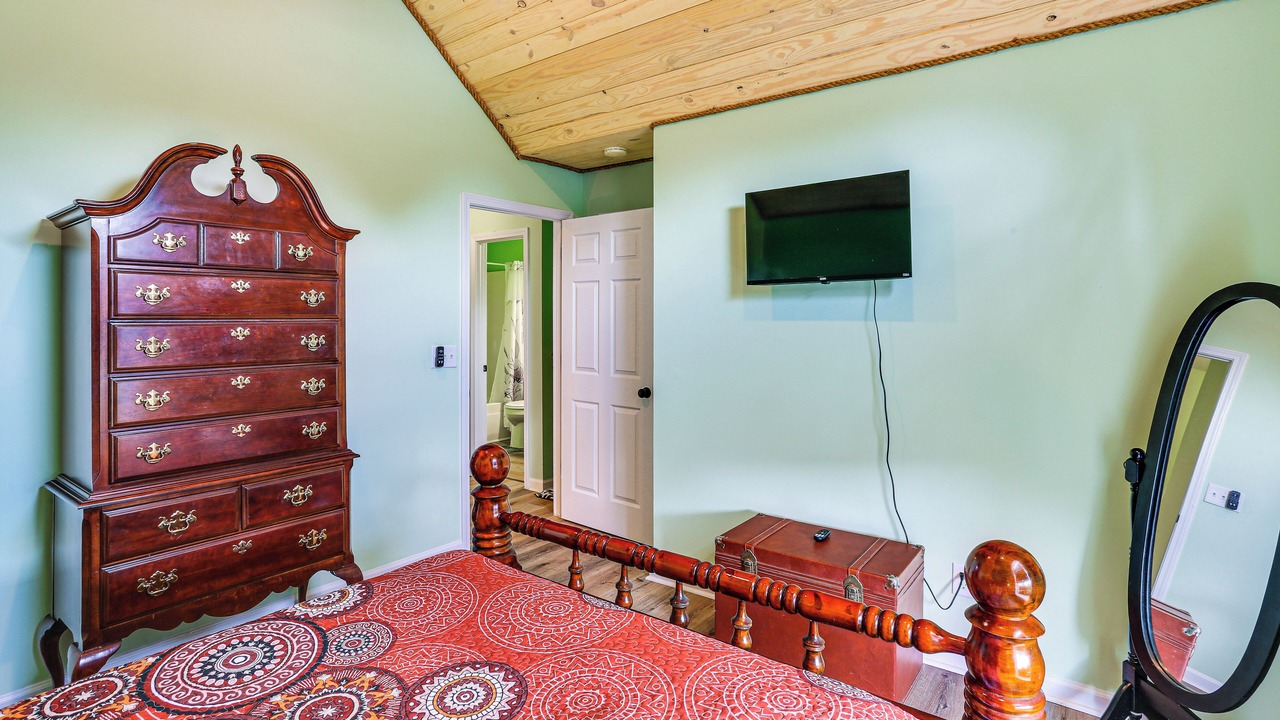 Photo of Bedroom in Tupelo