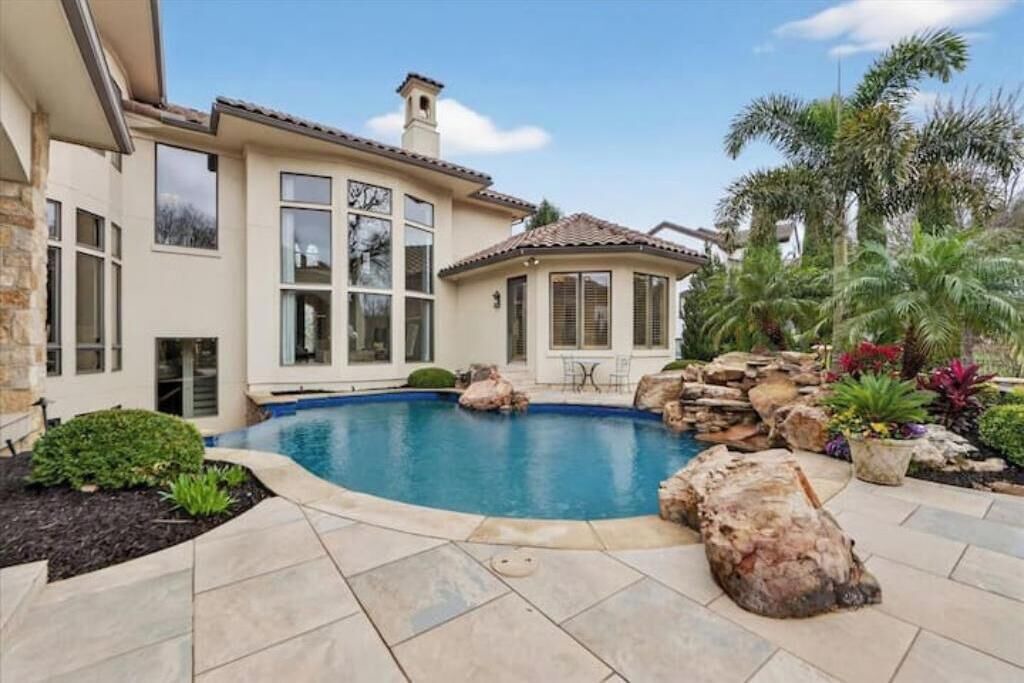 Photo of Outdoor in Leawood