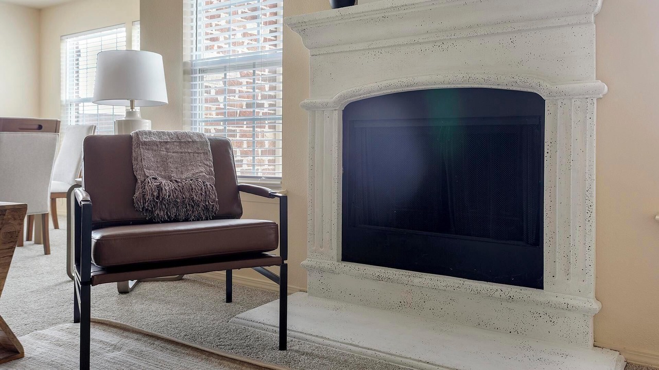Photo of Livingroom in Broken Arrow