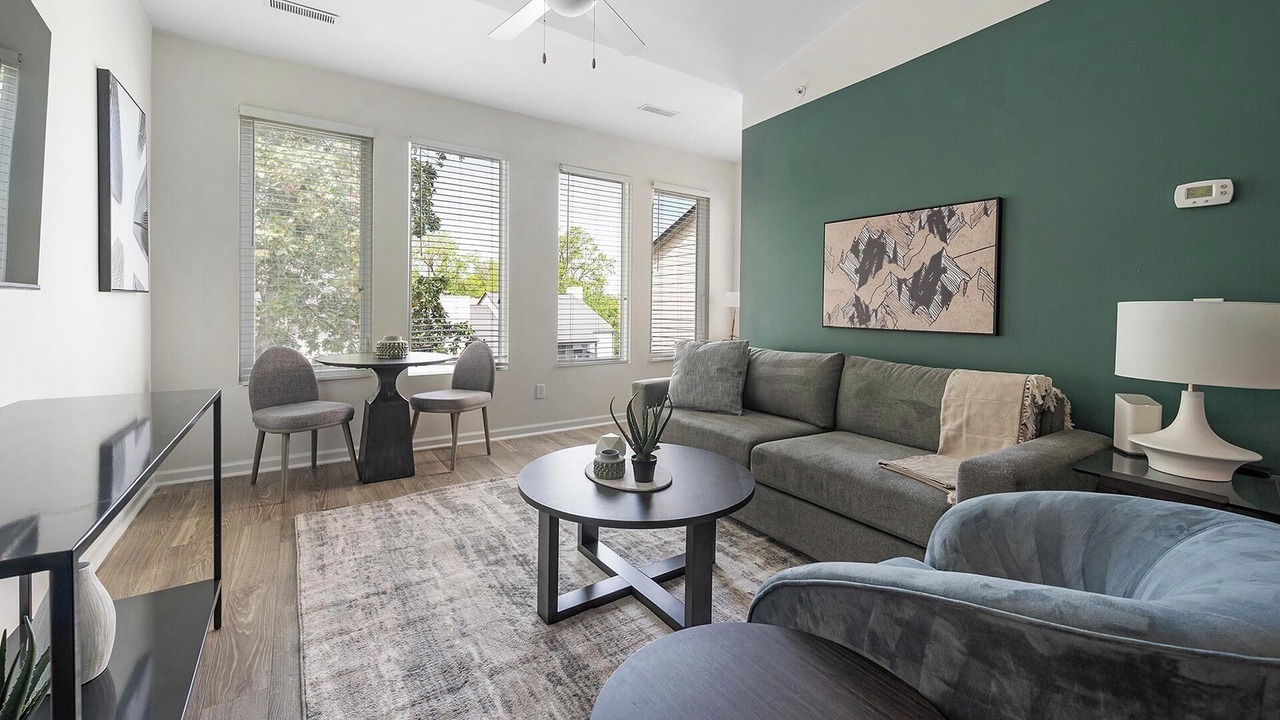 Photo of Livingroom in Green Hills
