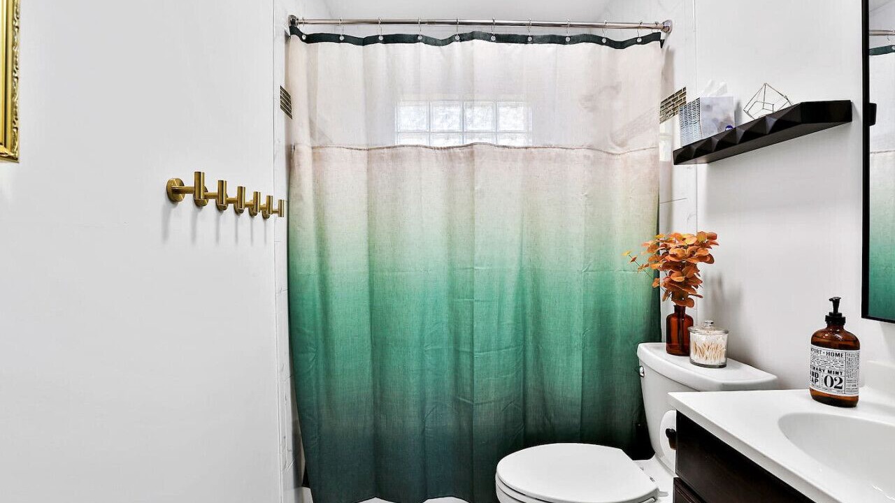 Photo of Bathroom in Shelbyville