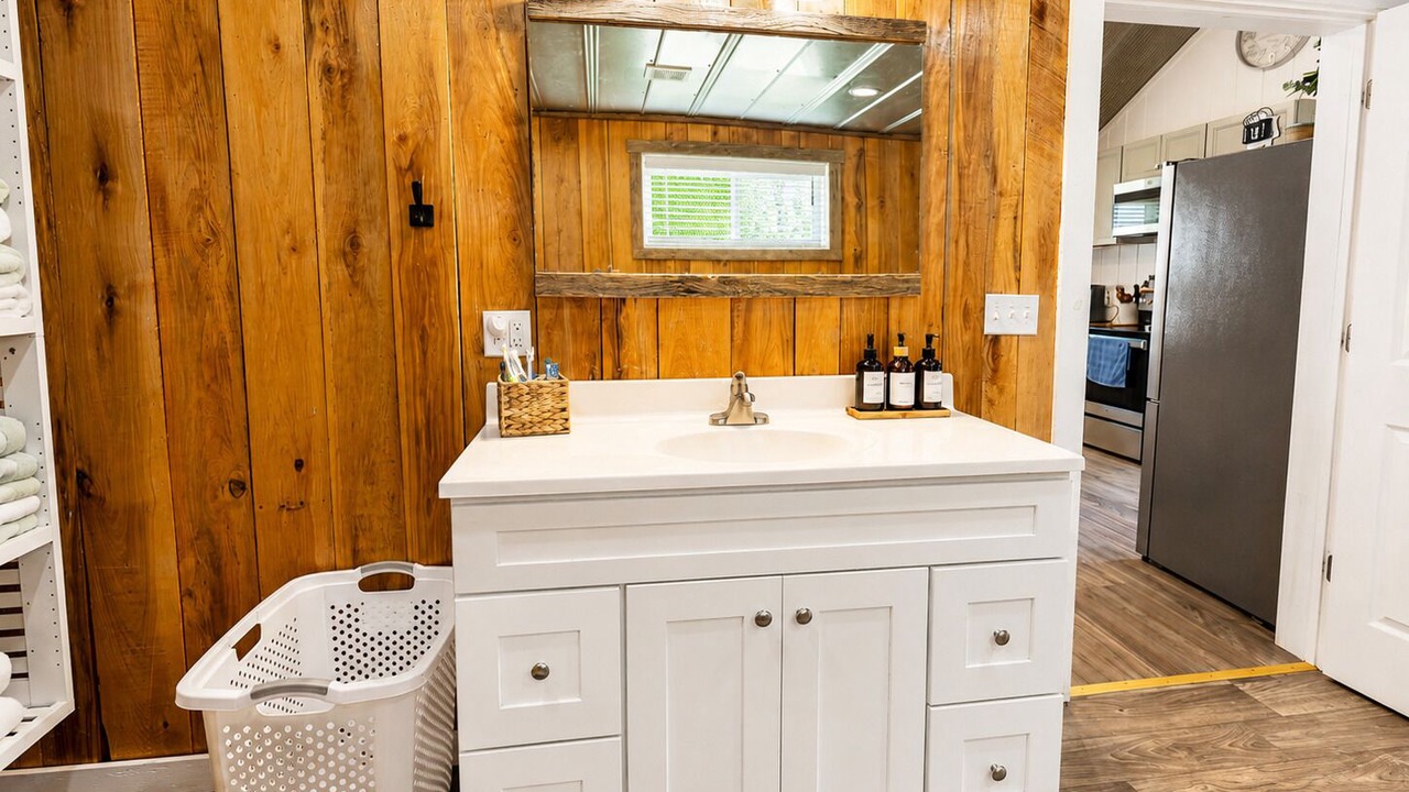 Photo of Bathroom in Burkesville